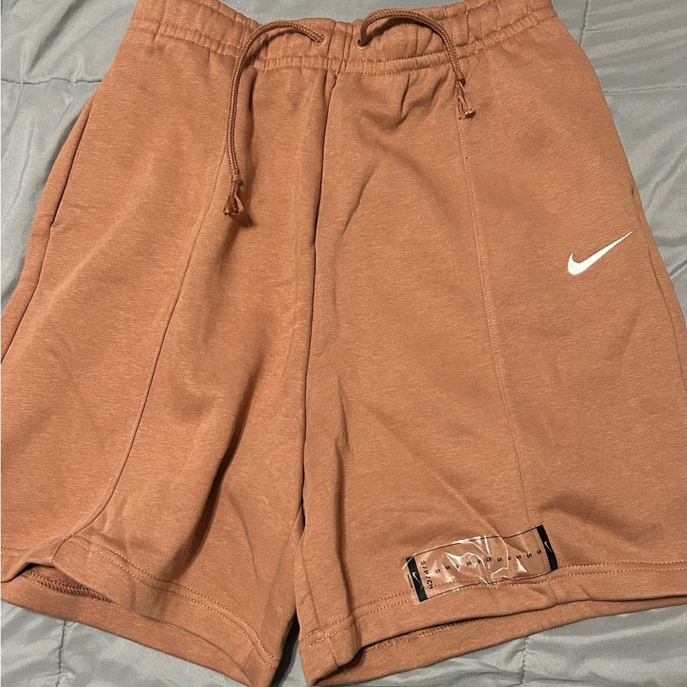 Nike Women’s Tan Drawstring Shorts Size Small